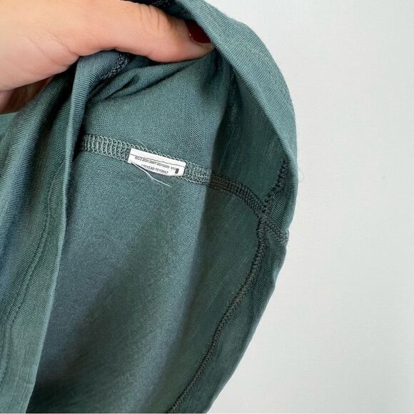 Icebreaker Merino 200 Base Layer Long Sleeve Top in Green Size - Picture 6 of 7